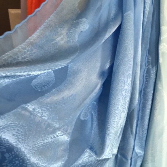 Scarf - Picture 5 of 5